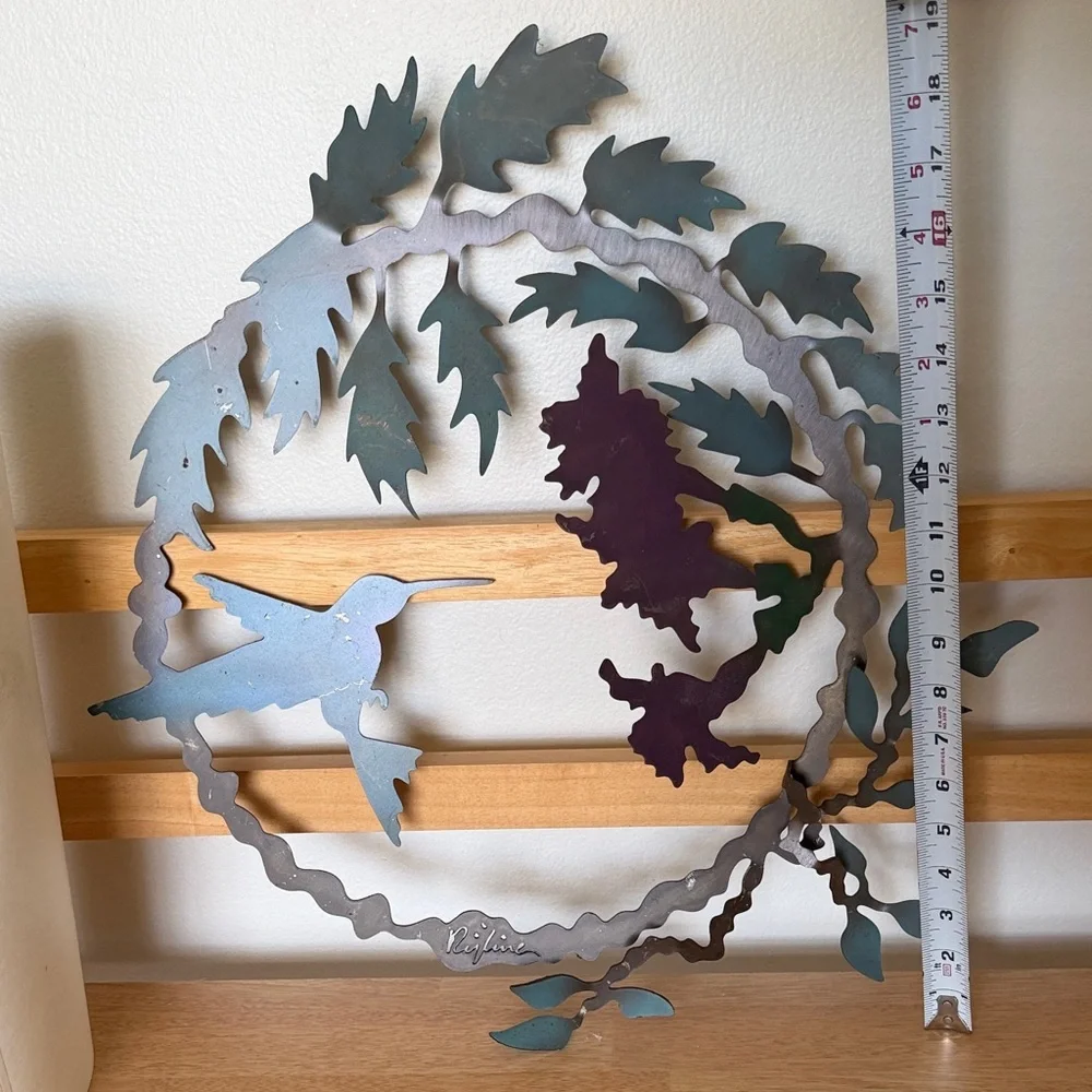 Artistic Hummingbird Metal Wall Decor - Multicolor